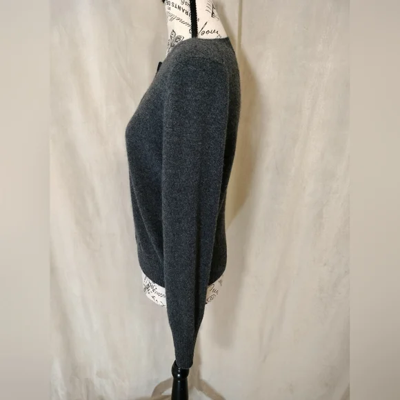 EUC! Boden Classic Cashmere Gray Women's Sweater. Size S - Picture 3 of 6